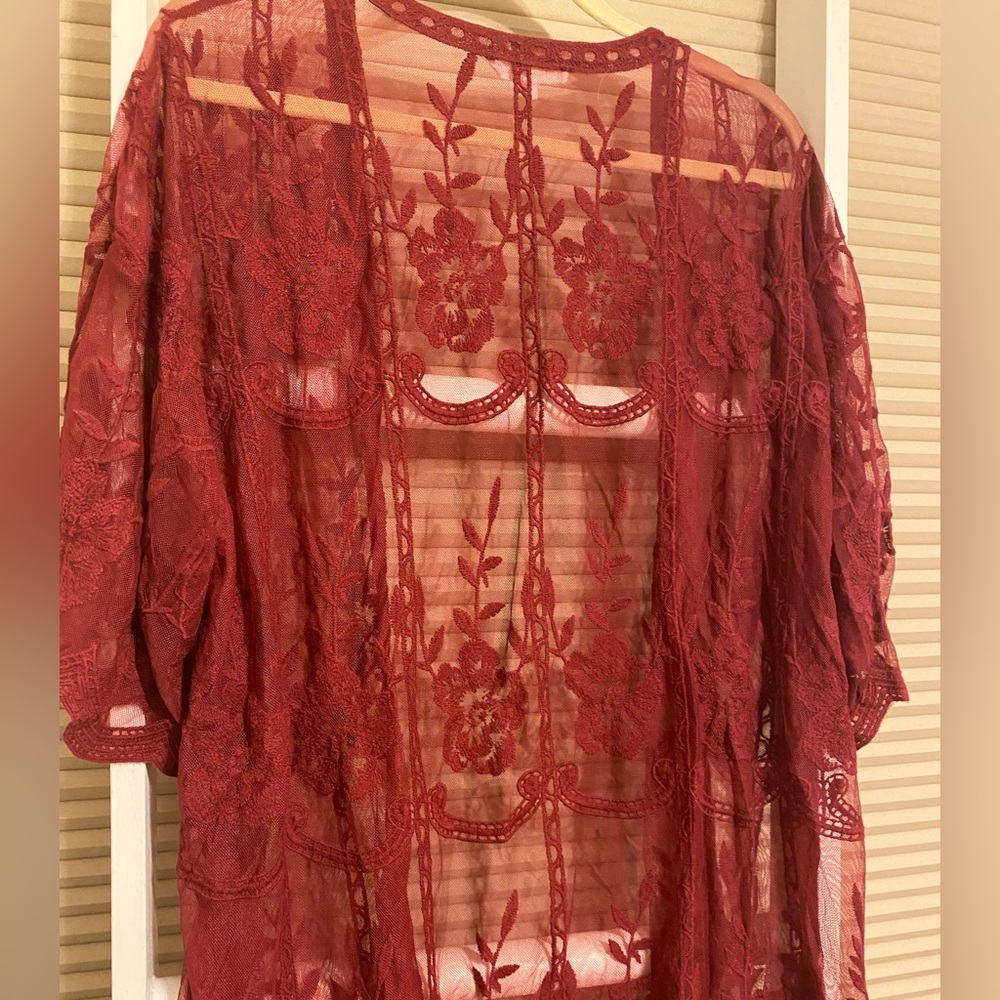 Honey Belle Burgundy Lace Kimono Medium Sheer Floral Boho Layering Top - Picture 5 of 5